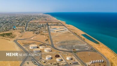 Bloomberg Reports 11 Tankers Depart Chabahar Port with 20 Million Barrels of Iranian Oil /Iran oil , Chabahar Port , Bloomberg , Strait of Hormuz , Kpler