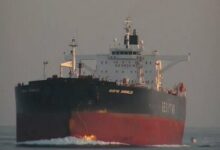 Iranian Oil Tanker Crew Freed by U.S. Arrive in Pakistan, Minister Says /Iran , Pakistan , United States , oil tanker , crew release