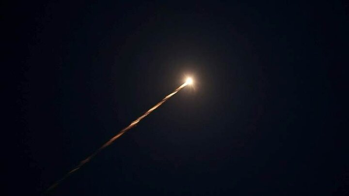 Kuwait Reports Multiple Explosions Amid Air Defense Response to Iranian Attacks /Kuwait , Iran , Missile Attack , Drone Strike , Air Defense