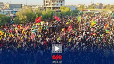 Red Flag of Vengeance Hoisted in Najaf /Najaf , Red Flag , Vengeance , Mourning , Protest