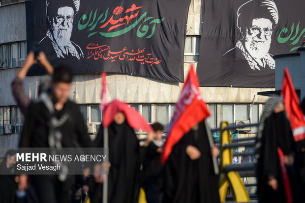 Global Media Closely Covers Funeral Procession of Iran's Martyred Leader /Iran , Funeral , Leader , Tehran , Global Media