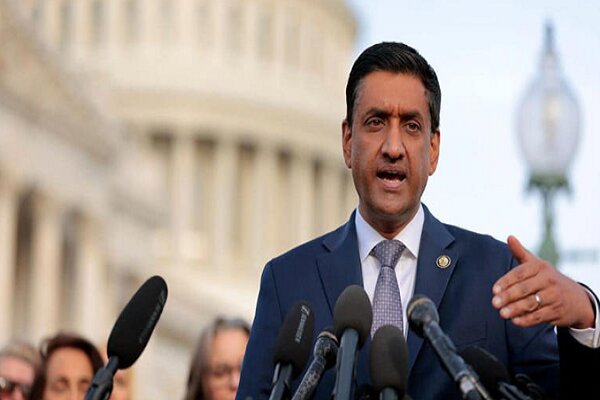 US Congressman Detained by Armed Zionist Settlers in West Bank /Ro Khanna , US Congress , Zionist settlers , West Bank , Palestinian village
