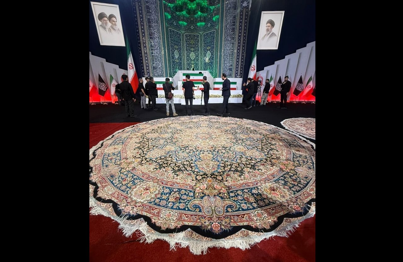 Massive Hand-Woven Carpet Unveiled in Tehran Event /Iranian carpets , Tehran , hand-woven , textile art , craftsmanship