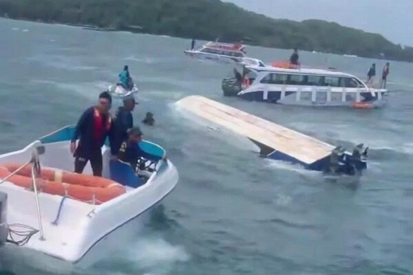 Tourist Boat Capsizes Off Vietnam Coast, Killing 15 /Vietnam , Phu Quoc Island , boat accident , tourist deaths , maritime incident