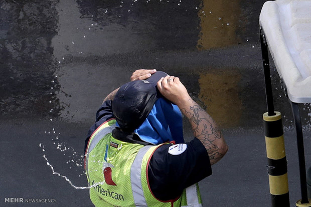 Unprecedented Heatwave Grips United States, Claiming 25 Lives Amidst Asphalt Melting /heatwave , United States , extreme weather , fatalities , power outage