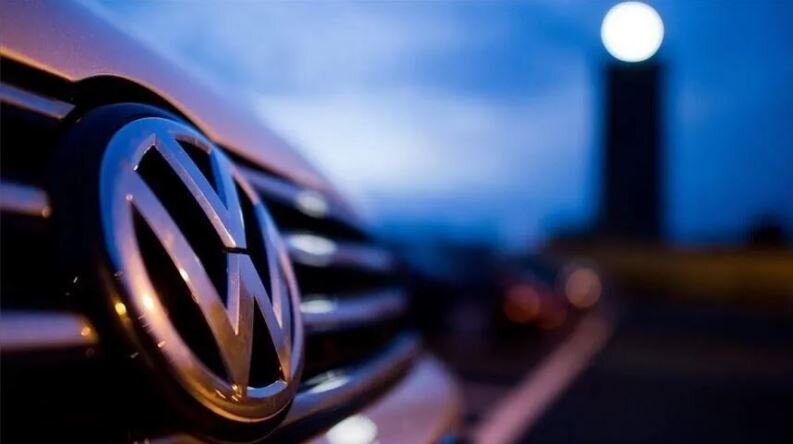 Volkswagen Group Faces Continued Global Sales Challenges Amidst Economic Uncertainty /Volkswagen , automotive industry , global sales , economic challenges , electric vehicles