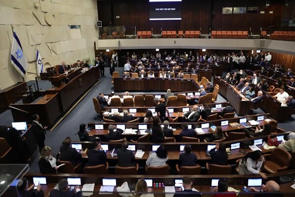 Netanyahu Concedes to Orthodox Demands to Stabilize Fragile Israeli Government /Benjamin Netanyahu , Israel , Military Service , Orthodox Jews , Coalition Government