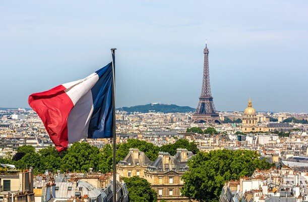 France Sets Presidential Election for April-May 2027 /France , Presidential Election , Emmanuel Macron , Marine Le Pen , National Rally