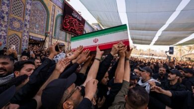 Iraqi Protesters Chant Anti-US and Anti-Israel Slogans at Imam Hussein Shrine /Iraq , United States , Israel , Imam Hussein Shrine , Resistance