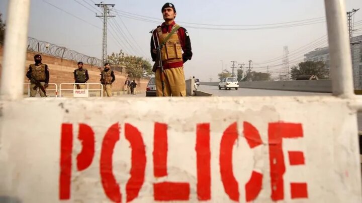 Ten Police Officers Killed in Attack on Northwest Pakistan Station /Pakistan , police , attack , Khyber Pakhtunkhwa , terrorism