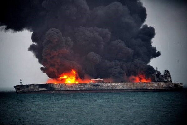 Explosion Reported Near Oil Tanker in Oman Waters /Oman , tanker , explosion , maritime incident , UKMTO