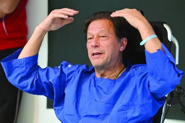 Former Pakistan PM Imran Khan Returns to Adiala Jail After Medical Check-ups /Imran Khan , Pakistan , Adiala Jail , politics , medical examination