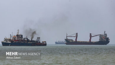Cargo Ship Suffers Full Structural Damage After Missile Strikes Near Yemen's Al-Mukha /Yemen , Al-Mukha , Maritime Security , Missile Attack , UKMTO