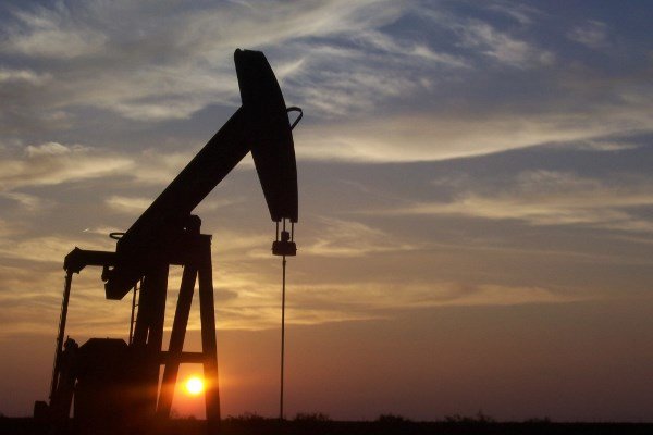 US Strategic Oil Reserves Hit Lowest Level Since December 1982 /US oil reserves , strategic petroleum reserves , energy security , Strait of Hormuz , Donald Trump