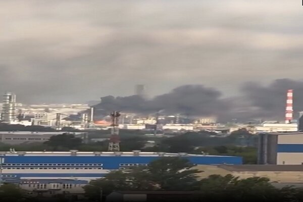 Ukraine Claims Drone Strike on Russia's Largest Petrochemical Complex /Ukraine , Russia , Petrochemical Complex , Drone Attack , Crimea