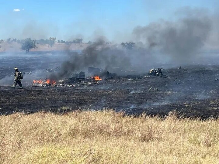US Army Grounds Apache Helicopter Training After Fatal Crash /US Army , Apache helicopter , aviation safety , military training , fatal crash