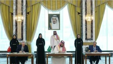 Israeli Newspaper Reacts to Mecca Defense Pact, Cites Strategic Shift /Saudi Arabia , Turkey , Pakistan , Defense Agreement , Israel