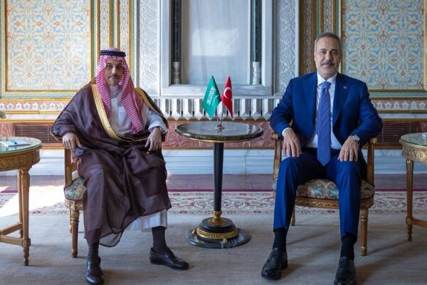 Saudi and Turkish Foreign Ministers Discuss Bilateral Ties and Regional Security in Istanbul /Saudi Arabia , Turkey , Faisal bin Farhan , Hakan Fidan , regional security