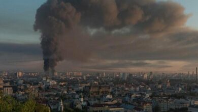 Russian Missile Strikes Kill Three in Kyiv /Kyiv , Russia , missile attacks , Ukraine , casualties