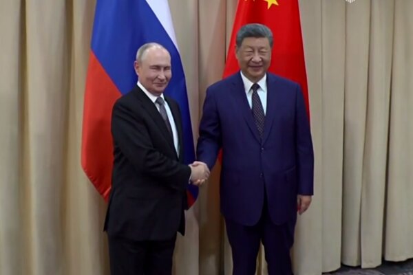 Russia and China Discuss Permanent Visa Waiver, Strengthening Ties /Russia , China , Vladimir Putin , Xi Jinping , SCO