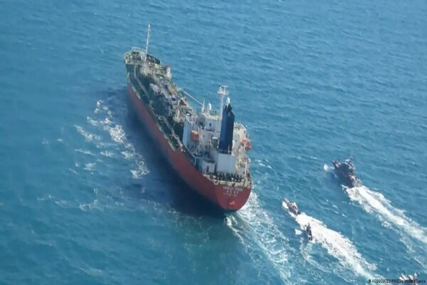US Central Command Claims Disruptions to 70 Vessels Amidst Iran Blockade /US CENTCOM , Iran blockade , maritime operations , US Navy , regional security