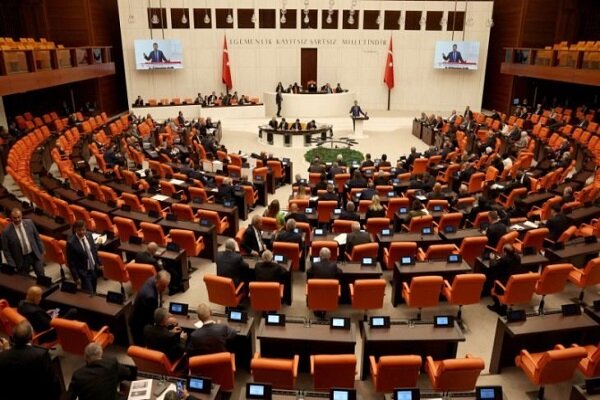 Turkish Parliament Approves Law to Support Peace Process with PKK /Turkey , PKK , Peace Process , Kurdistan Workers' Party , Legislation