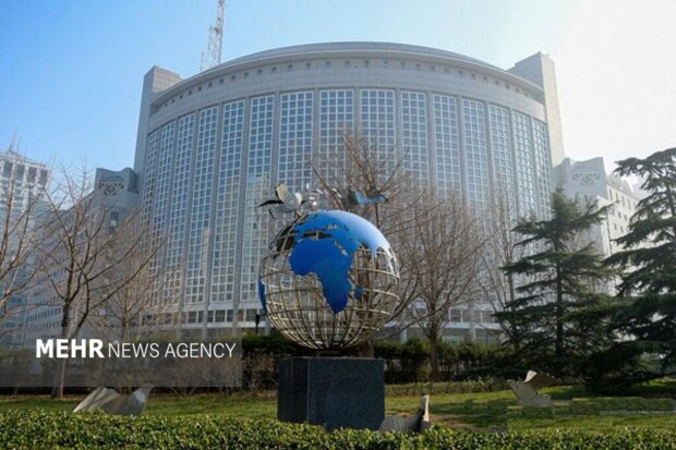 China Urges Japan to Respect Post-WWII Order Amid Putin's Kuril Islands Visit /China , Russia , Japan , Kuril Islands , Putin