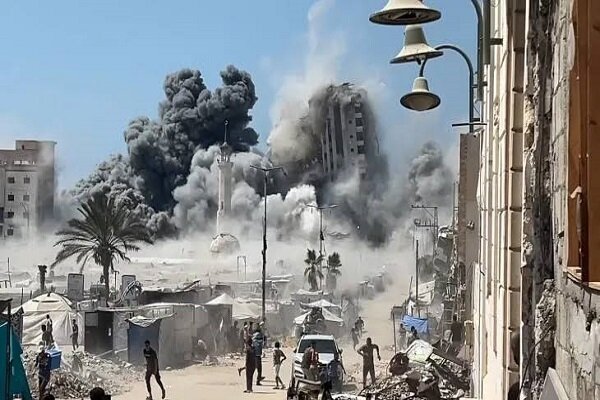Israeli Army Attacks Gaza, Injuring Palestinians /Gaza , Israel , Palestine , Khan Younis , Rafah