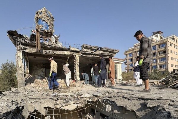Pakistan Claims Airstrikes in Afghanistan Killed 28 'Terrorists' /Pakistan , Afghanistan , Airstrikes , Terrorism , Taliban