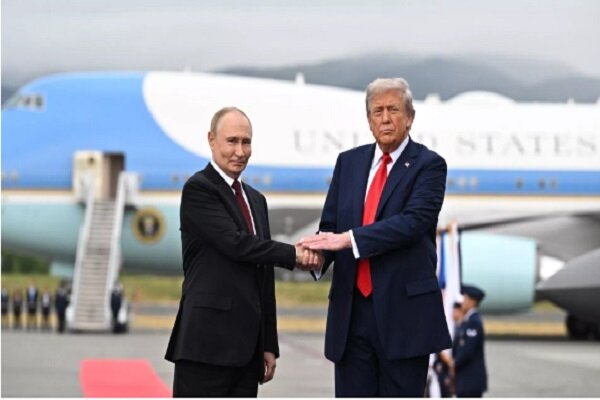 Kremlin States Putin Ready for Meeting with Trump Amidst Ongoing Ukraine Conflict /Vladimir Putin , Donald Trump , Kremlin , Russia-US relations , Ukraine conflict