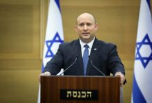 Former Israeli PM Bennett Advocates for Coordinated Action Against Qatar with Regional Allies /Naftali Bennett , Qatar , Saudi Arabia , UAE , regional pressure