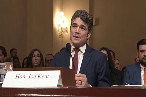 Former US Counter-Terrorism Official: Saudi Arabia Faces Yemen Crisis Without External Aid /Yemen crisis , Saudi Arabia , Ansar Allah , Joe Kent , Bab el-Mandeb