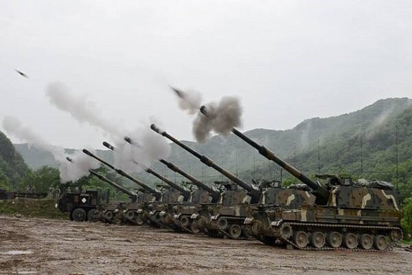 Norway Bolsters Artillery Strength Near Russian Border /Norway , Russia , Artillery , Arctic , Military Buildup