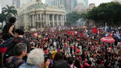 Thousands Rally in Rio de Janeiro Against Trump-Aligned Candidate /Brazil , Rio de Janeiro , Flavio Bolsonaro , Lula da Silva , Elections