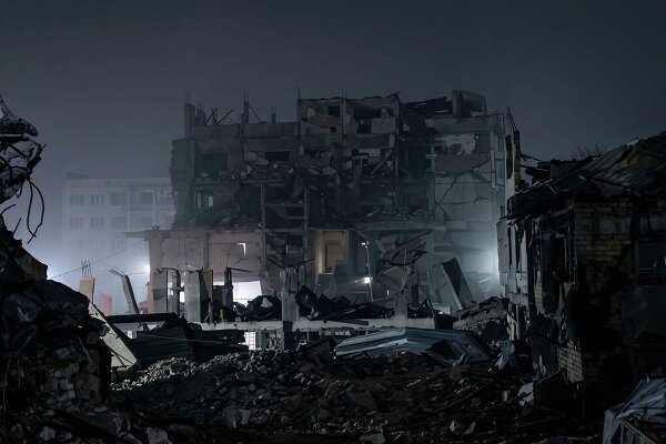 Eight Palestinians Killed in Israeli Attacks on Gaza /Gaza , Israeli attacks , Palestinian casualties , Middle East conflict , ceasefire