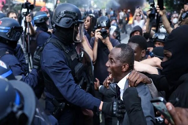 French Mayor Shields Protesting Students Amidst Escalating Unrest /France protests , student demonstrations , education funding , police brutality , school closures