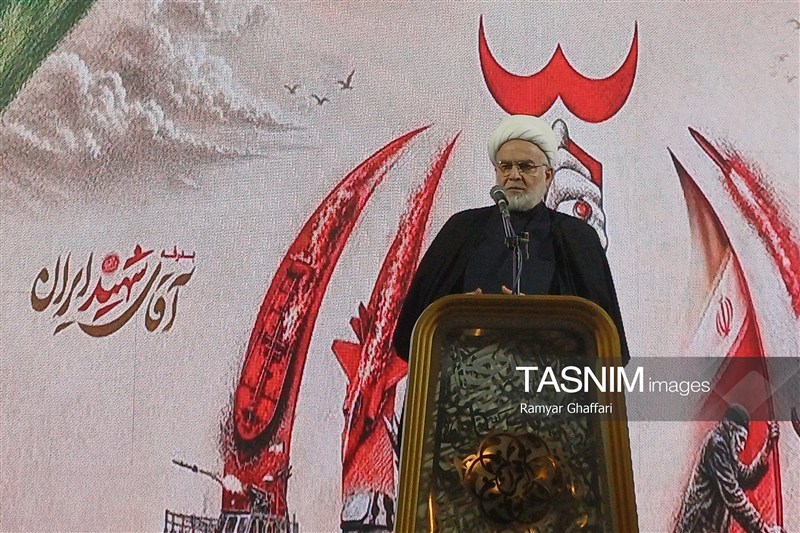 پورذهبی: مؤمنان و انقلابیون در میدان عمل آزموده می‌شوند/دشمن مستأصل شد