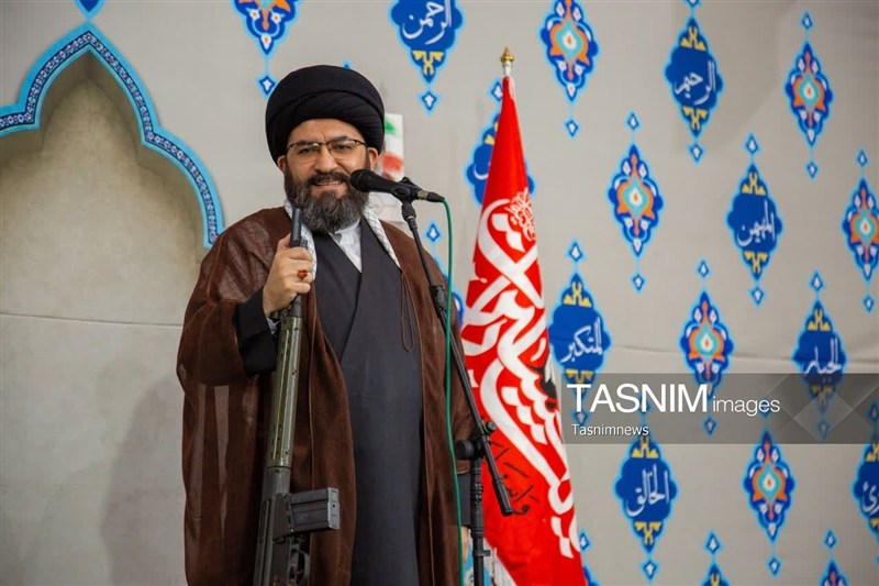 ‌امام جمعه زنجان: زنجان و قزوین می‌توانند قطب صنعتی منطقه شوند‌