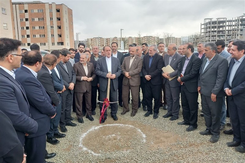 کلنگ‌زنی بزرگ‌ترین مجموعه آموزشی کشور در کوی پرواز همدان