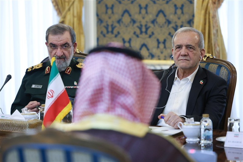 دیدار مقامات ترکیه، پاکستان و عربستان با پزشکیان