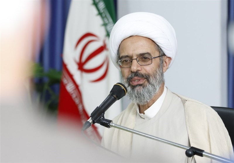 امام جمعه بجنورد خواستار بازنگری‌ نظارت بر کنسرت‌ها شد