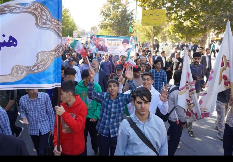 13 آبان؛ فرصتی برای میدان‌داری خلاقانه دانش‌آموزان در سمنان