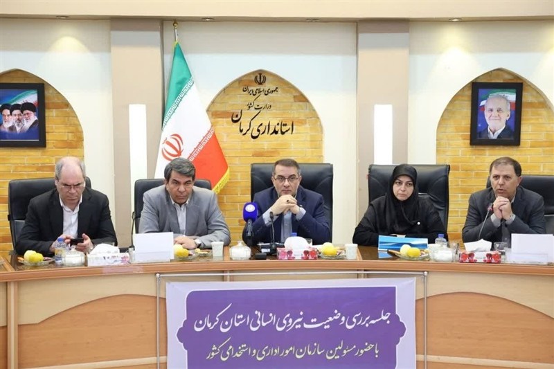 نابرابری حقوق و کمبود نیروی انسانی؛ چالش‌های نظام اداری استان کرمان