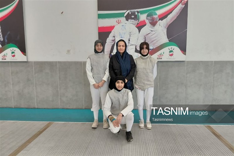 اعزام بانوان شمشیرباز زنجانی به مسابقات آزاد کشوری