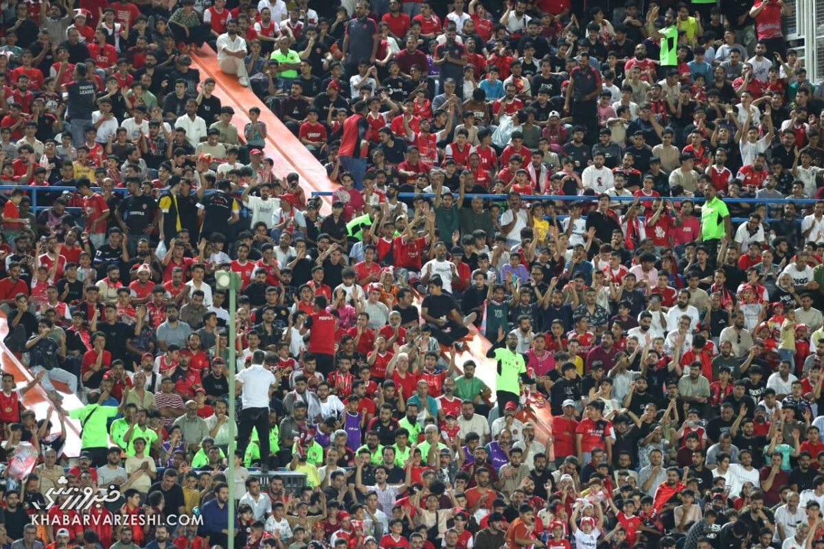 واکنش پرسپولیسی‌ها به تصمیم داور در بازی چادرملو؛ اتهام به رقیب آبی!