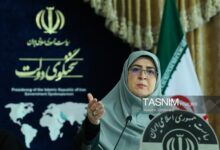 دولت برای هموار کردن مسیر تولید و توسعه در کنار مردم است