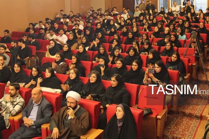 روز پرستار در سنندج؛ تجلیل از فرشتگان سپیدپوش+تصویر