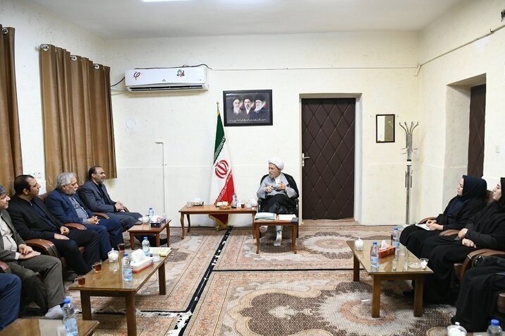 تأکید آیت‌الله دژکام بر گسترش فرهنگ صلح و سازش