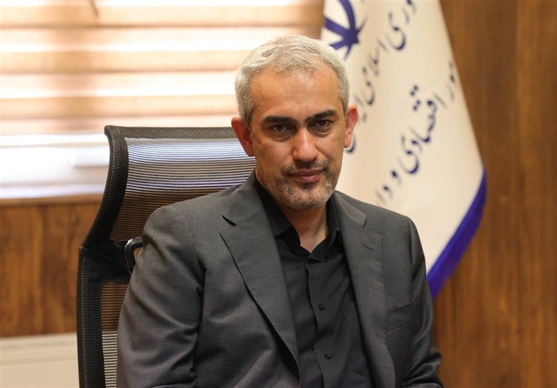 مدنی‌زاده: از سختی معیشت مردم آگاهیم؛ بابت گرانی‌ها عذرخواهی می‌کنم