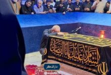پزشکیان در حرم رضوی به مزار رهبر شهید انقلاب ادای احترام کرد